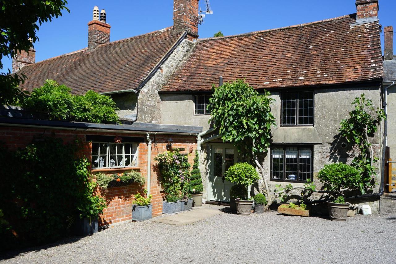 Stunning Historic 2-Bed House In Shaftesbury Villa ภายนอก รูปภาพ
