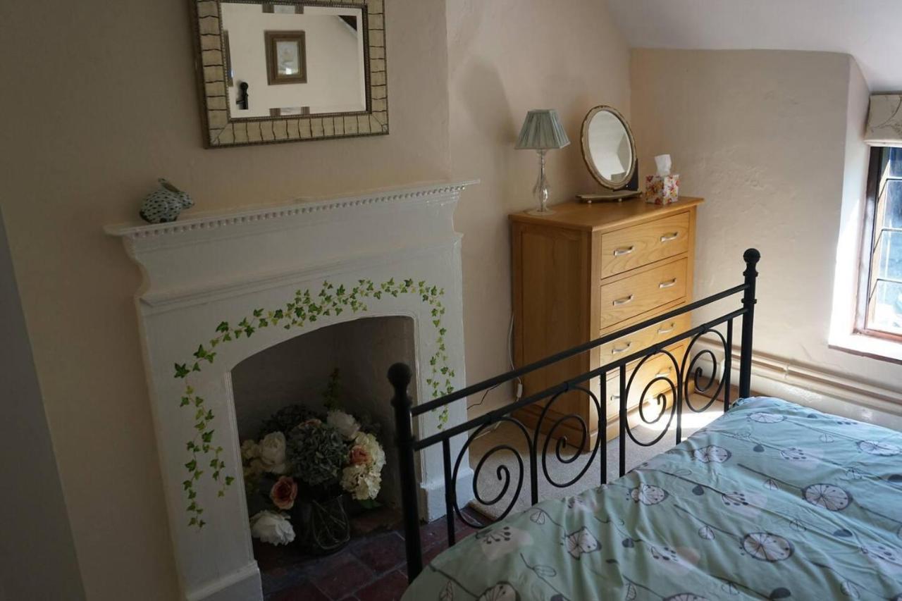 Stunning Historic 2-Bed House In Shaftesbury Villa ภายนอก รูปภาพ